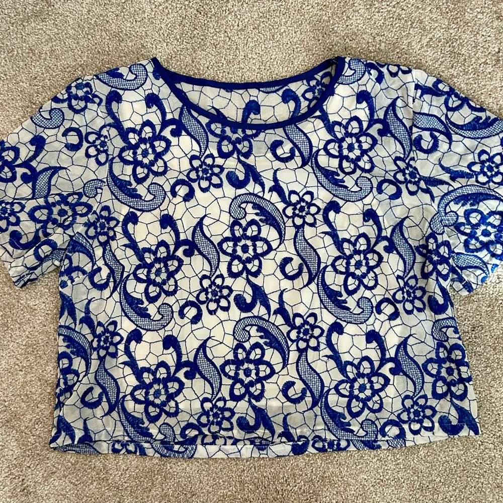 Mono B Blue and White Floral Embroidered Top